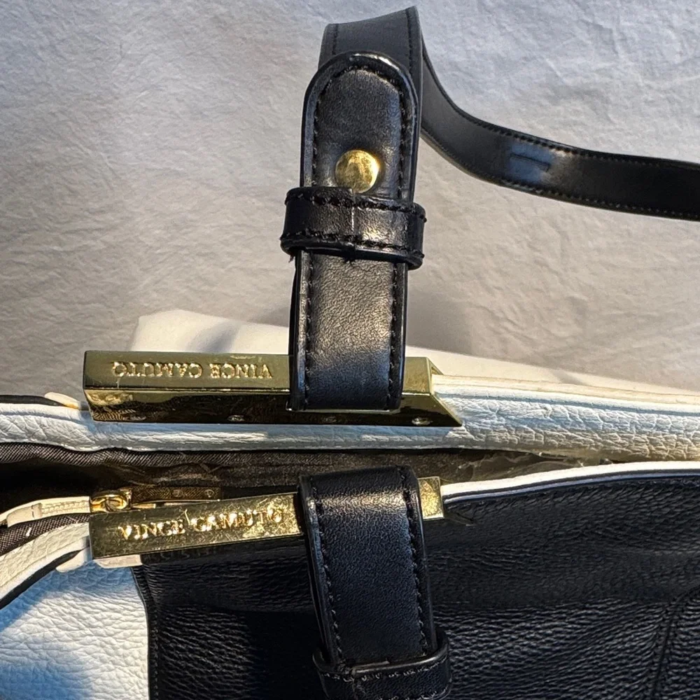 Vince Camuto stylish vince
